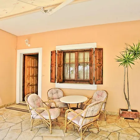 Вилла Alexandros