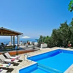 Alexandros * Katávolos